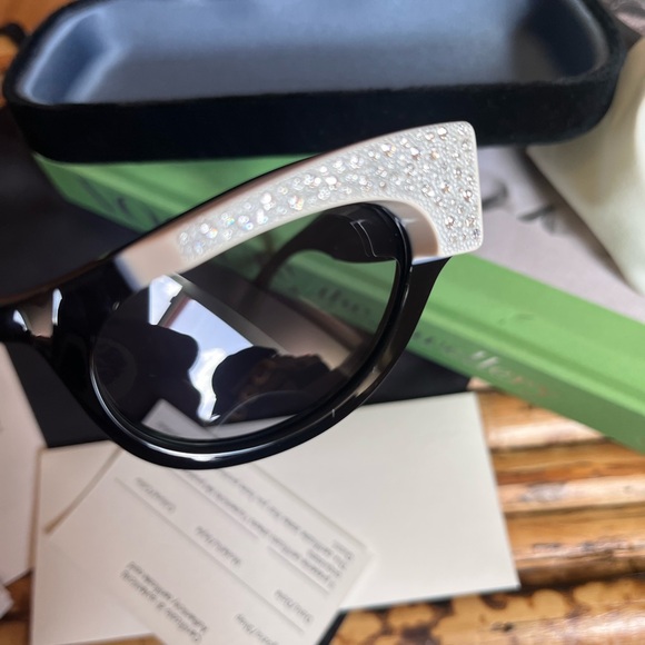 GUCCI Hollywood Cat Eye Sunglasses - Retro - Rhinestone - Picture 11 of 11